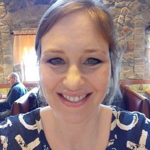 Meet your Posher, Kristin